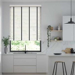 Rèm nhựa giả gỗ cửa sổ