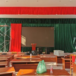 Giá phông rèm hội trường
