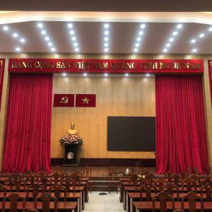 Dịch vụ lắp đặt phông hội trường cho phòng họp cơ quan tại Hà Nội