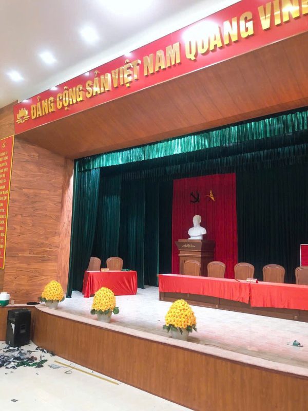 Rèm Zada